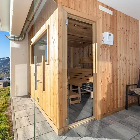 Lienbichl Apart-hotel 4*