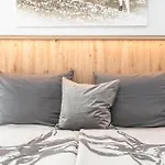 Lienbichl Aparthotel 4*