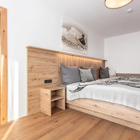 Lienbichl Apart Otel 4*