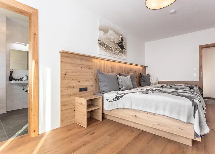 Lienbichl Apartahotel 4*